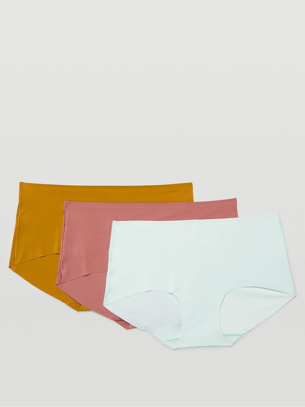 NWT lululemon InvisiWear Mid-Rise Boyshort Underwear *3 Pack  SizeS